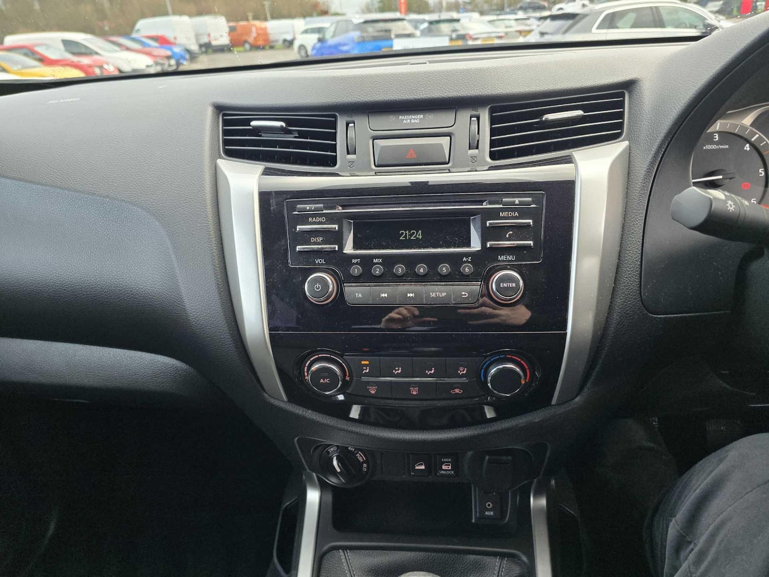 Used Nissan Navara 2019 for sale - 76728057: Photo 32