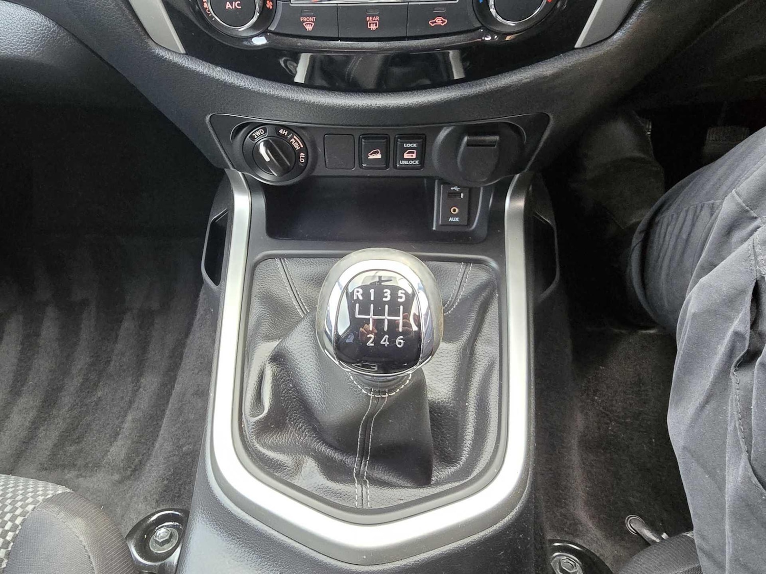 Used Nissan Navara 2019 for sale - 76728057: Photo 34