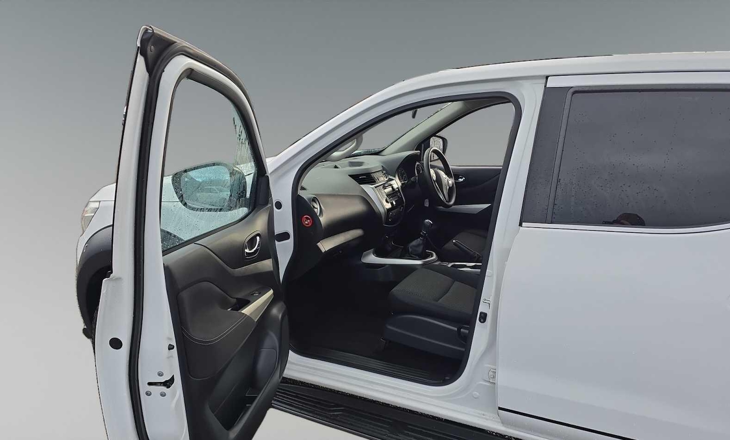 Used Nissan Navara 2019 for sale - 76728057: Photo 9