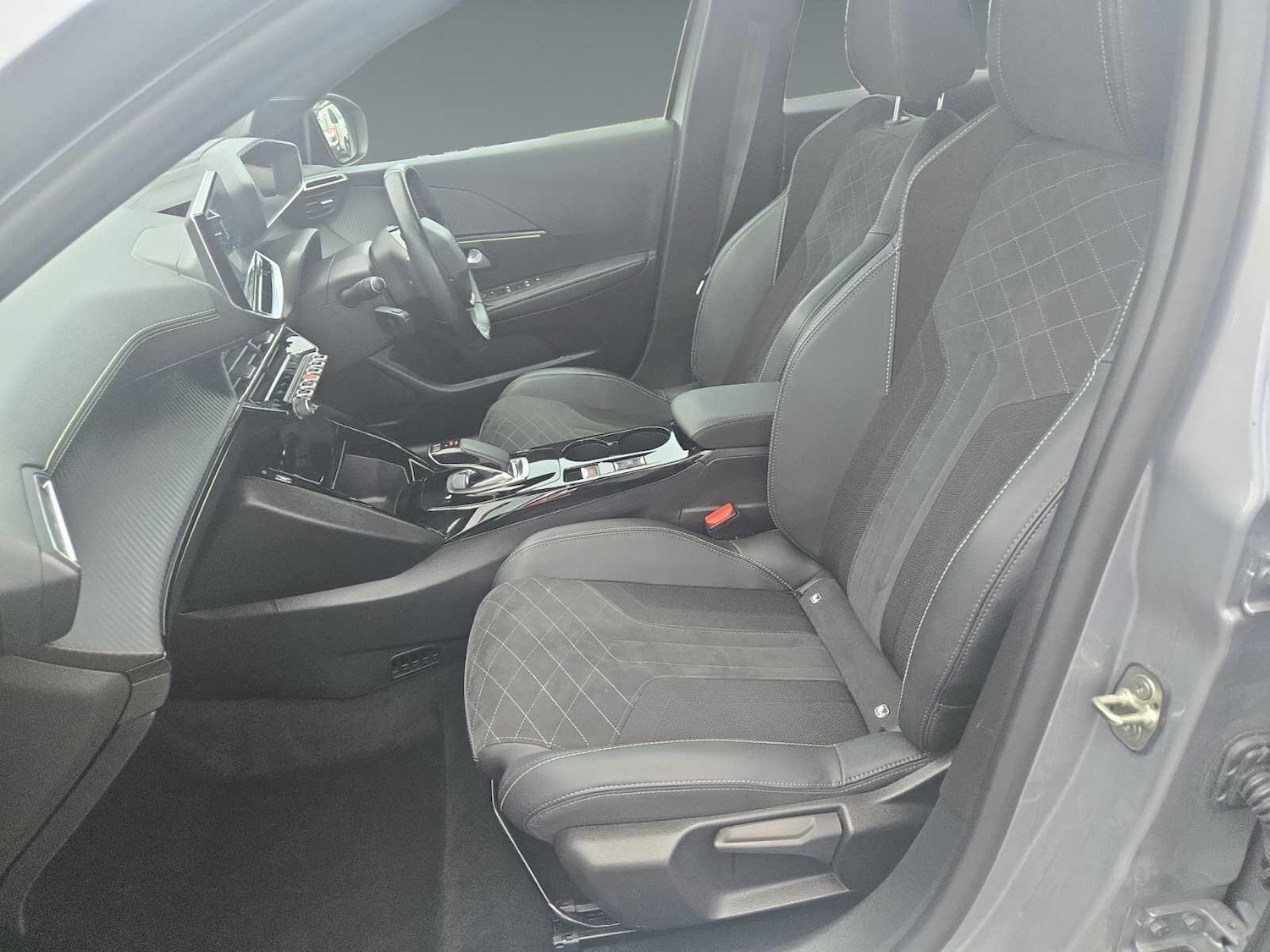 Used Peugeot 208 for sale - 76997503: Photo 21