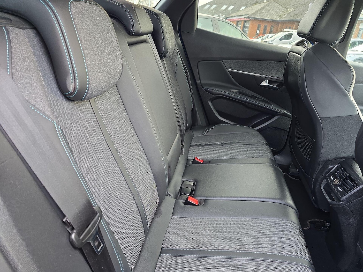 Used Peugeot 3008 2022 for sale - 77468527: Photo 11