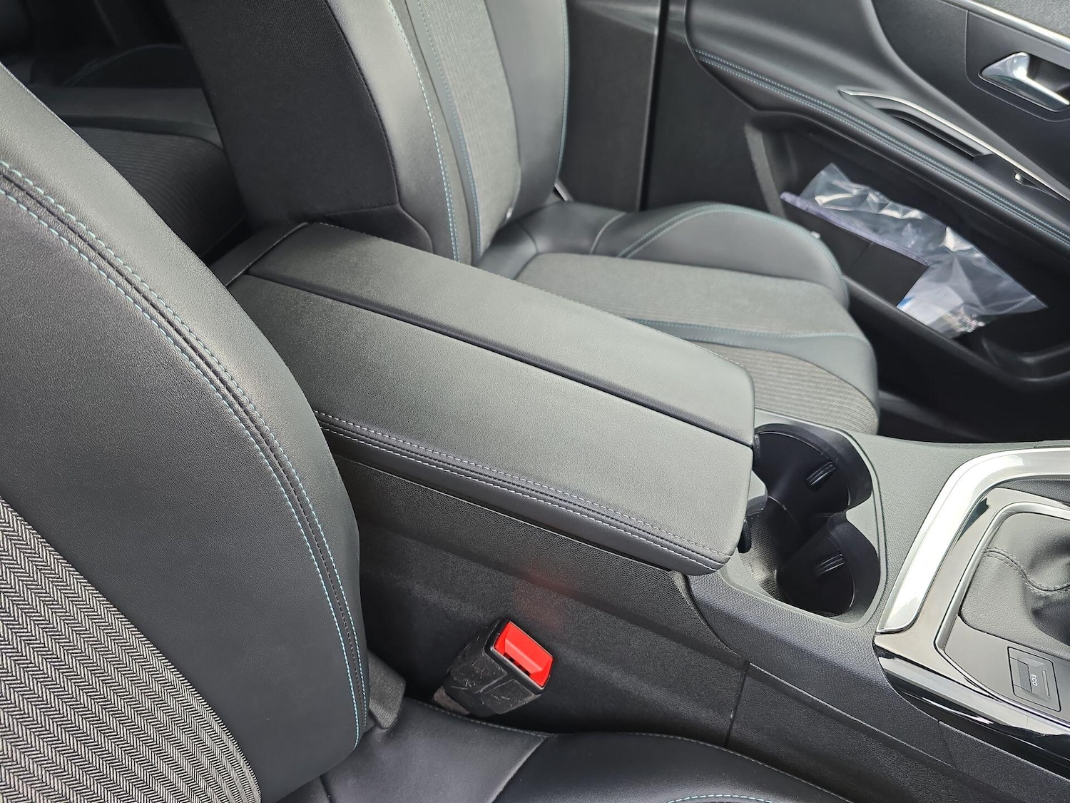 Used Peugeot 3008 2022 for sale - 77468527: Photo 4