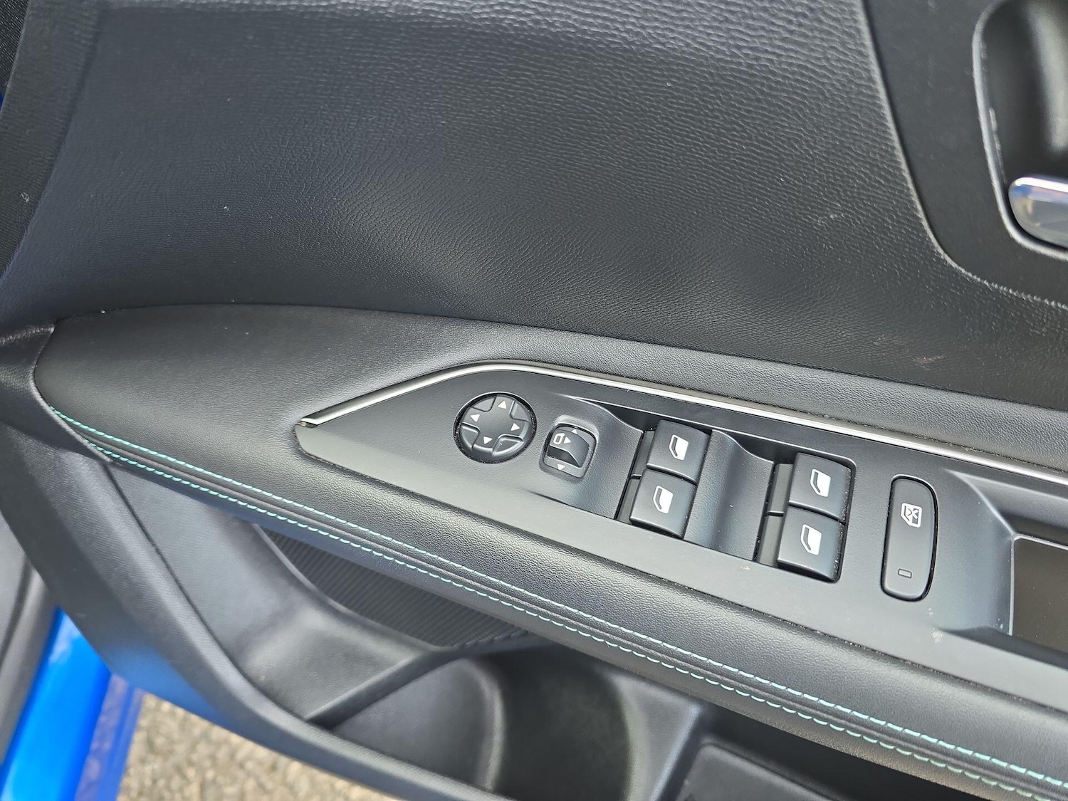 Used Peugeot 3008 2022 for sale - 77468527: Photo 8