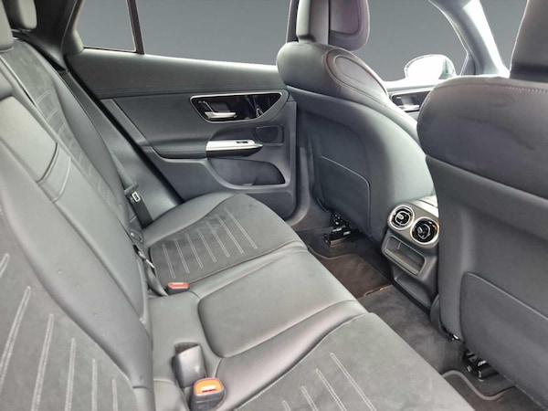 Used Mercedes-Benz GLC 2024 for sale - 76199702: Photo 16