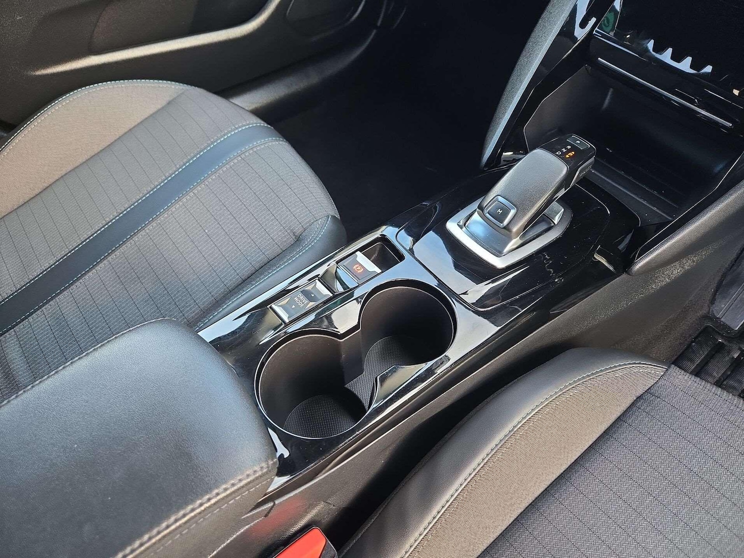 Used Peugeot 208 2020 for sale - 77156564: Photo 36