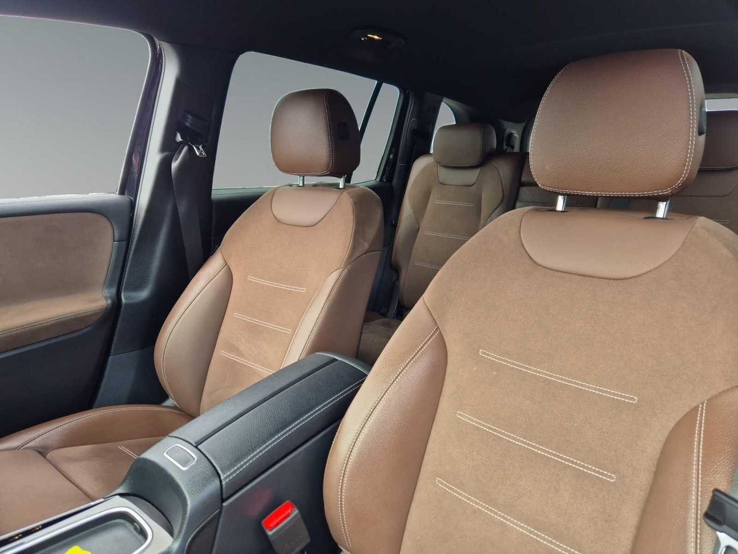 Used Mercedes-Benz GLB 2024 for sale - 75990764: Photo 11