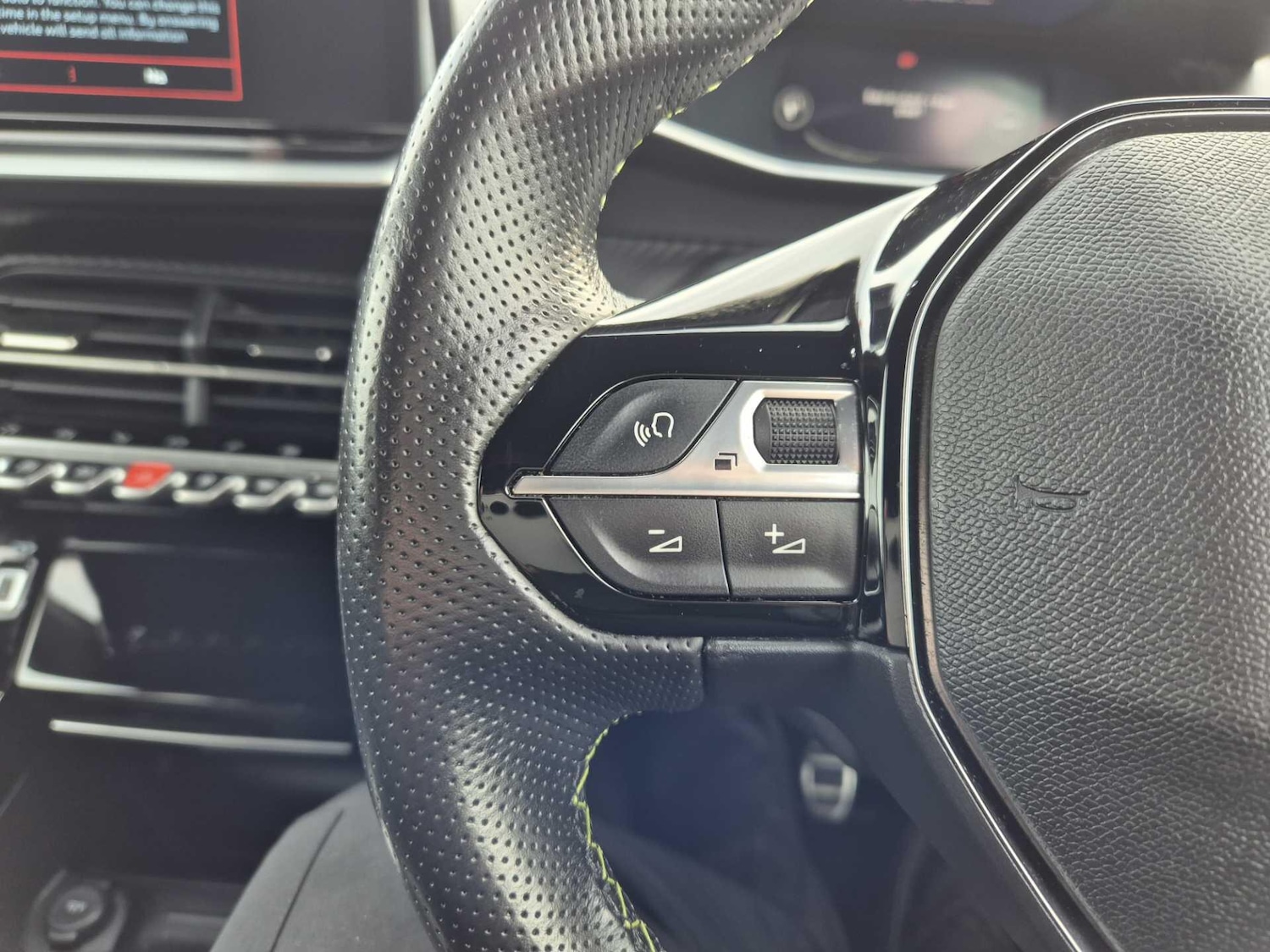 Used Peugeot 2008 2022 for sale - 77330975: Photo 26