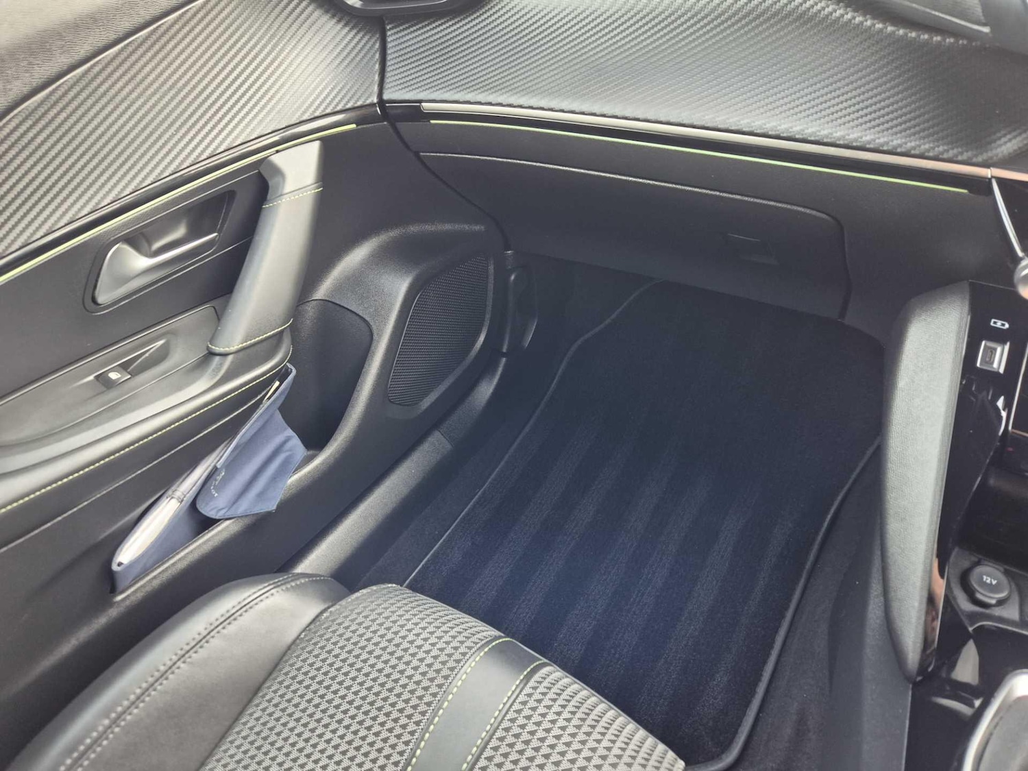 Used Peugeot 2008 2022 for sale - 77330975: Photo 32