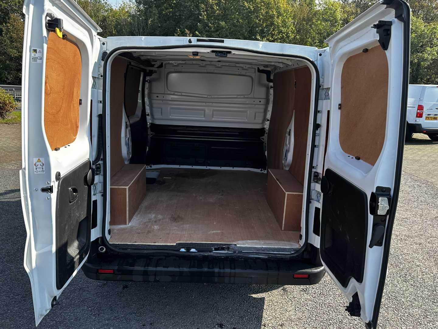 Used Renault Trafic 2022 for sale - 76993957: Photo 12