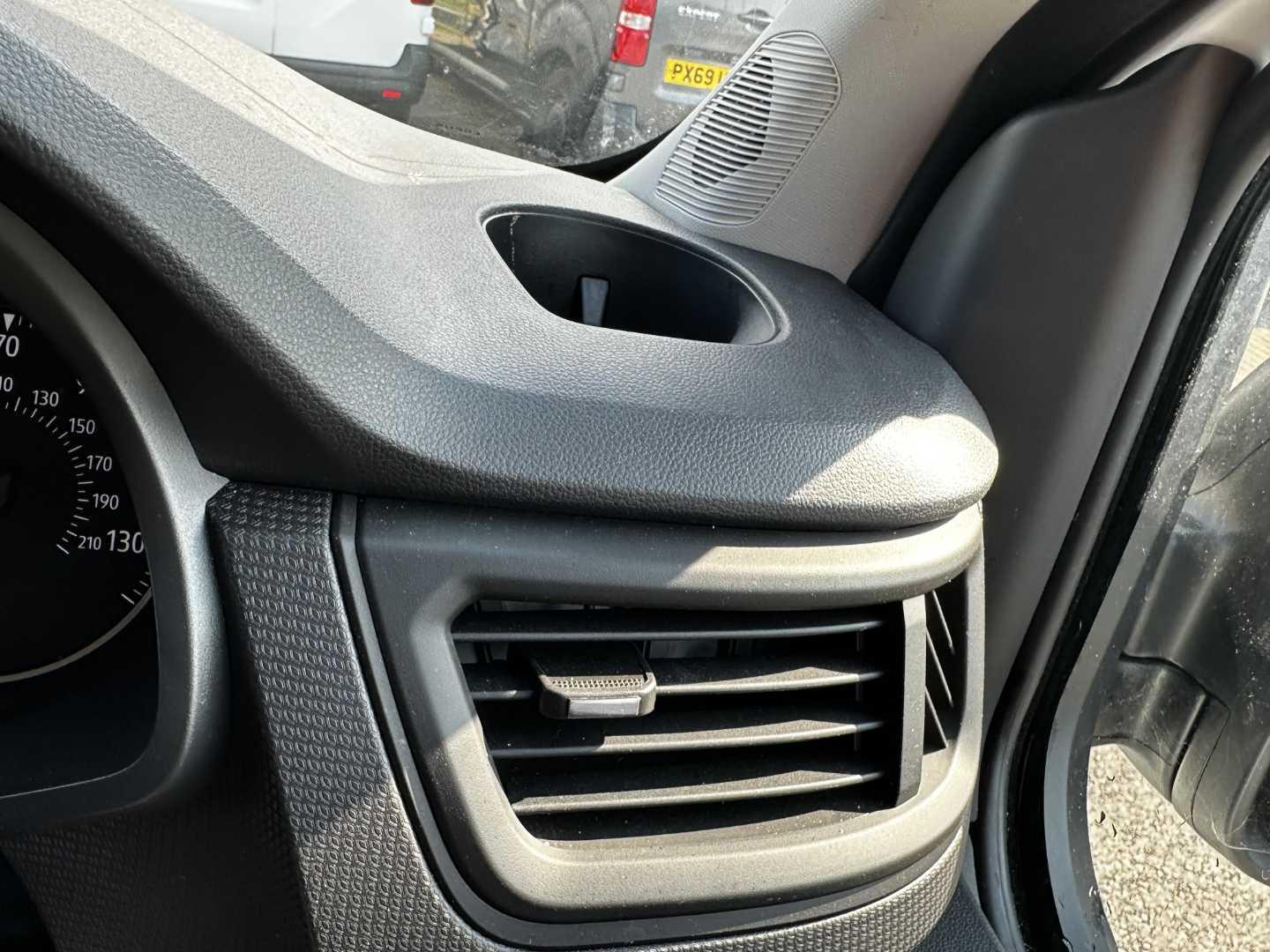 Used Renault Trafic 2022 for sale - 76993957: Photo 33