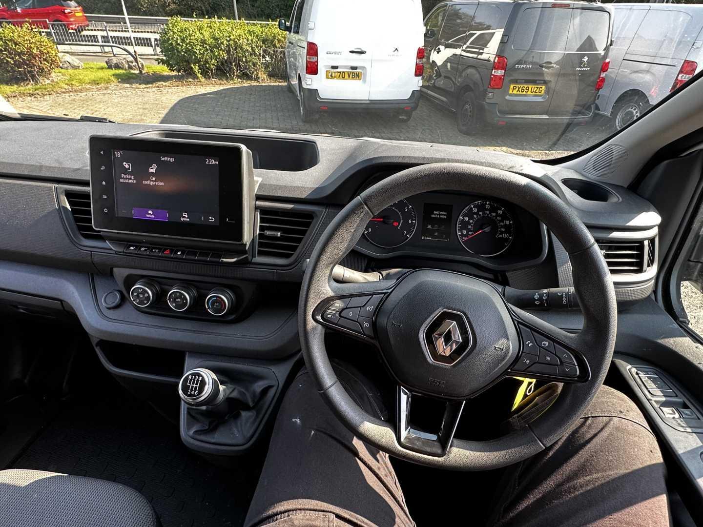 Used Renault Trafic 2022 for sale - 76993957: Photo 36