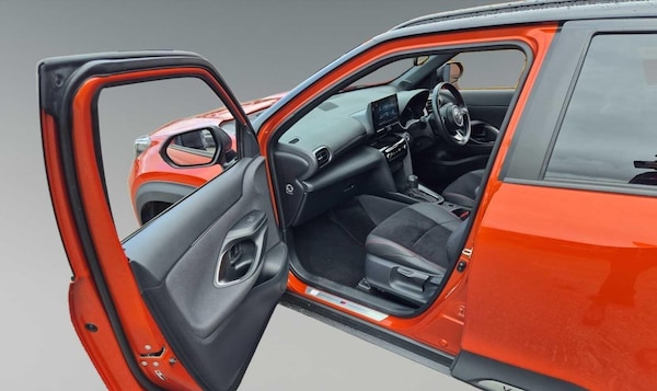 Used Toyota Yaris 2023 for sale - 76214993: Photo 9
