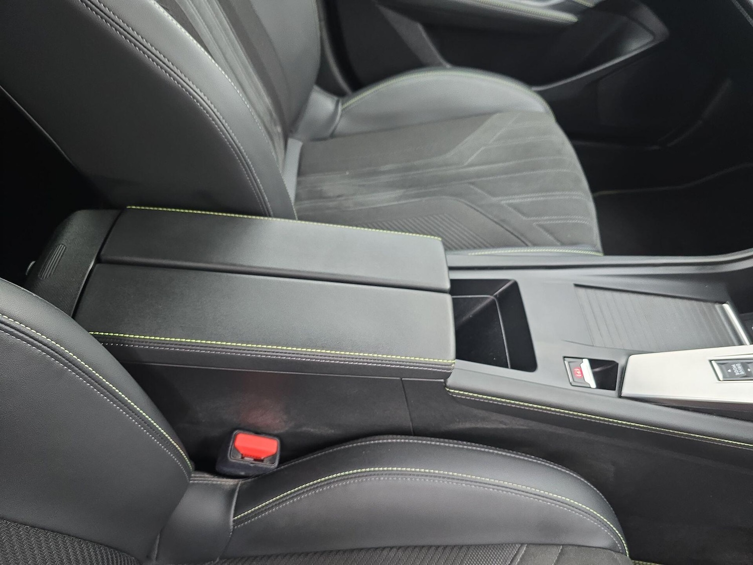 Used Peugeot 408 2023 for sale - 77612314: Photo 10