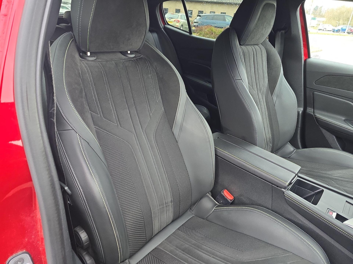 Used Peugeot 408 2023 for sale - 77612314: Photo 3