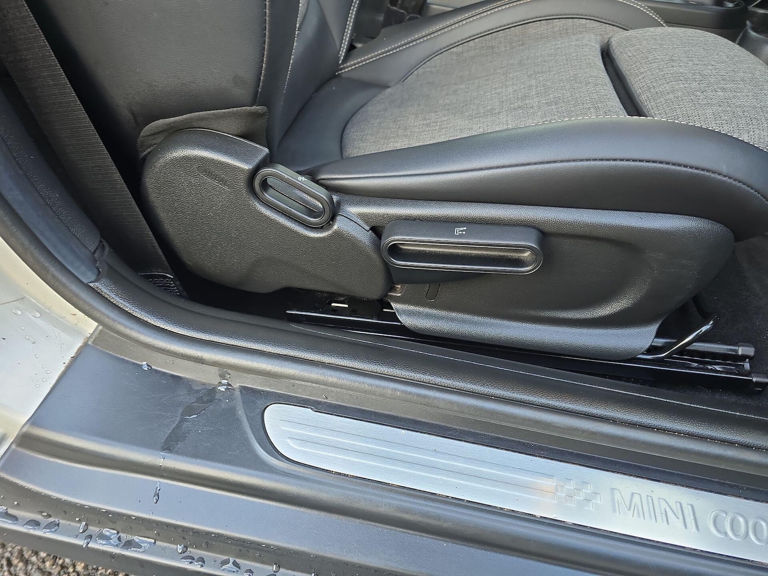 Used MINI Hatch 2021 for sale - 77454936: Photo 6