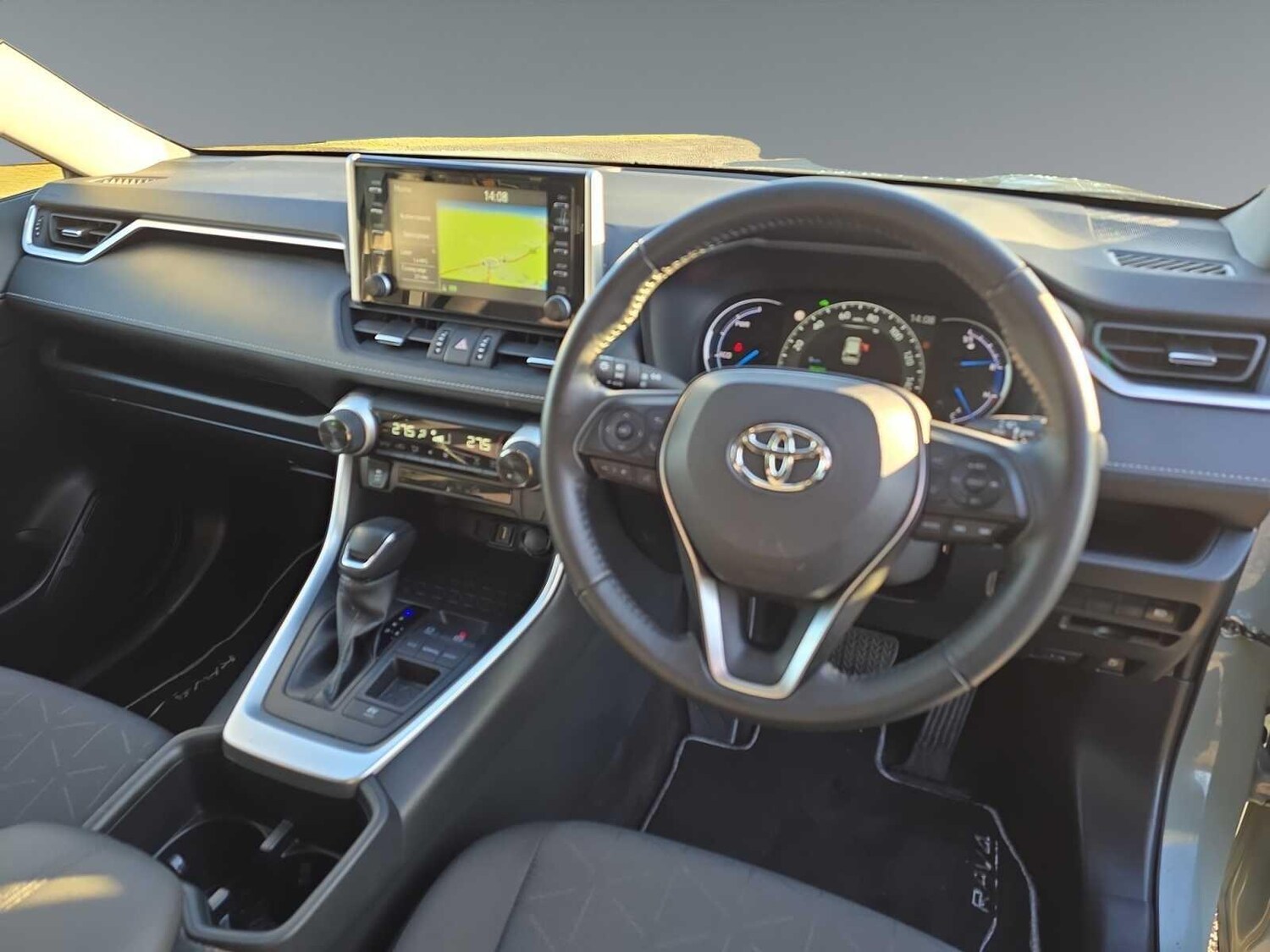 Used Toyota RAV4 2022 for sale - 76646325: Photo 22