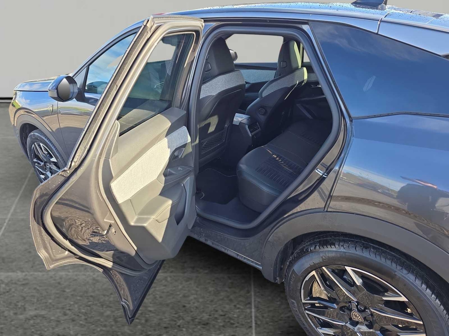 Used Peugeot 3008 2024 for sale - 76994592: Photo 11