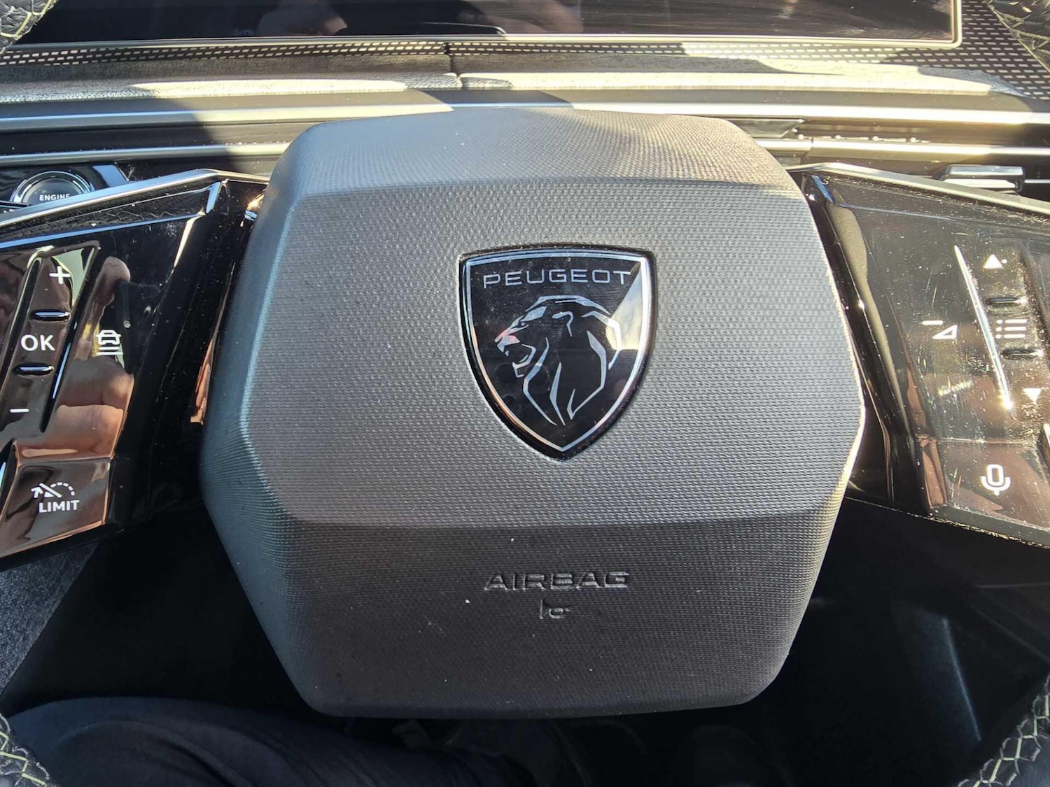 Used Peugeot 3008 2024 for sale - 76994592: Photo 27