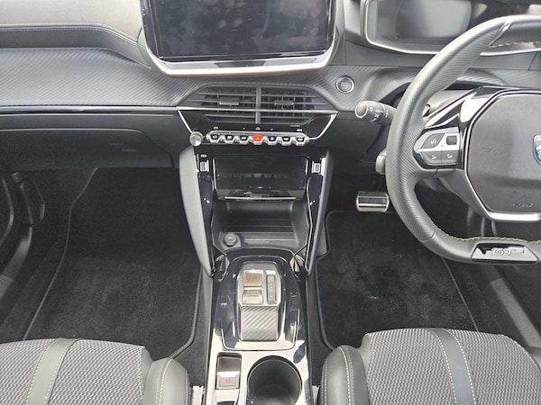 Used Peugeot 2008 2023 for sale - 76072357: Photo 12