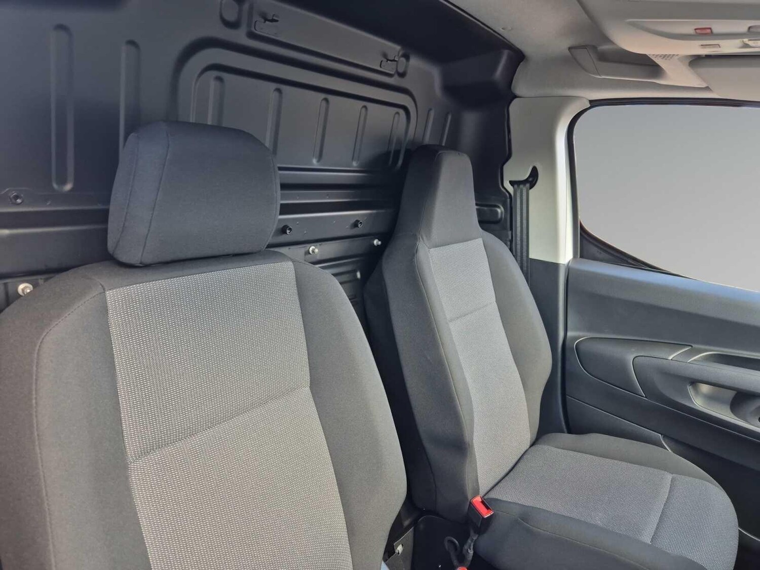 Used Peugeot Partner 2024 for sale - 76072633: Photo 18