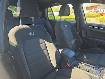 Used Volkswagen Golf 2017 for sale - 78417169: Photo