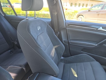 Used Volkswagen Golf 2017 for sale - 78417169: Photo