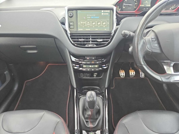 Used Peugeot 2008 2017 for sale - 76175396: Photo 12