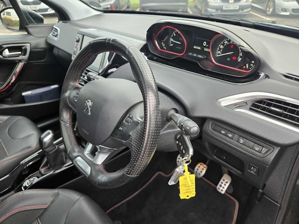 Used Peugeot 2008 2017 for sale - 76175396: Photo 23
