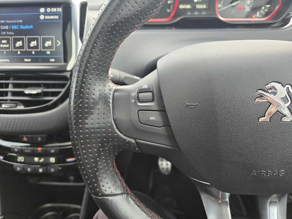 Used Peugeot 2008 2017 for sale - 76175396: Photo 28