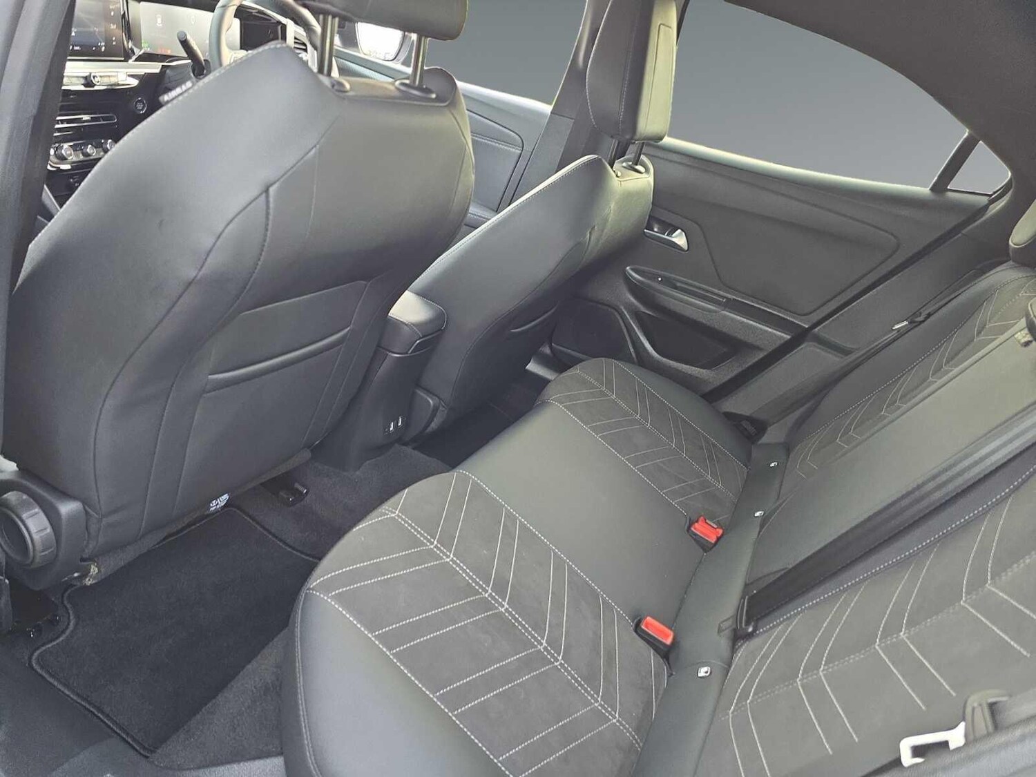 Used Vauxhall Mokka 2024 for sale - 76422723: Photo 12