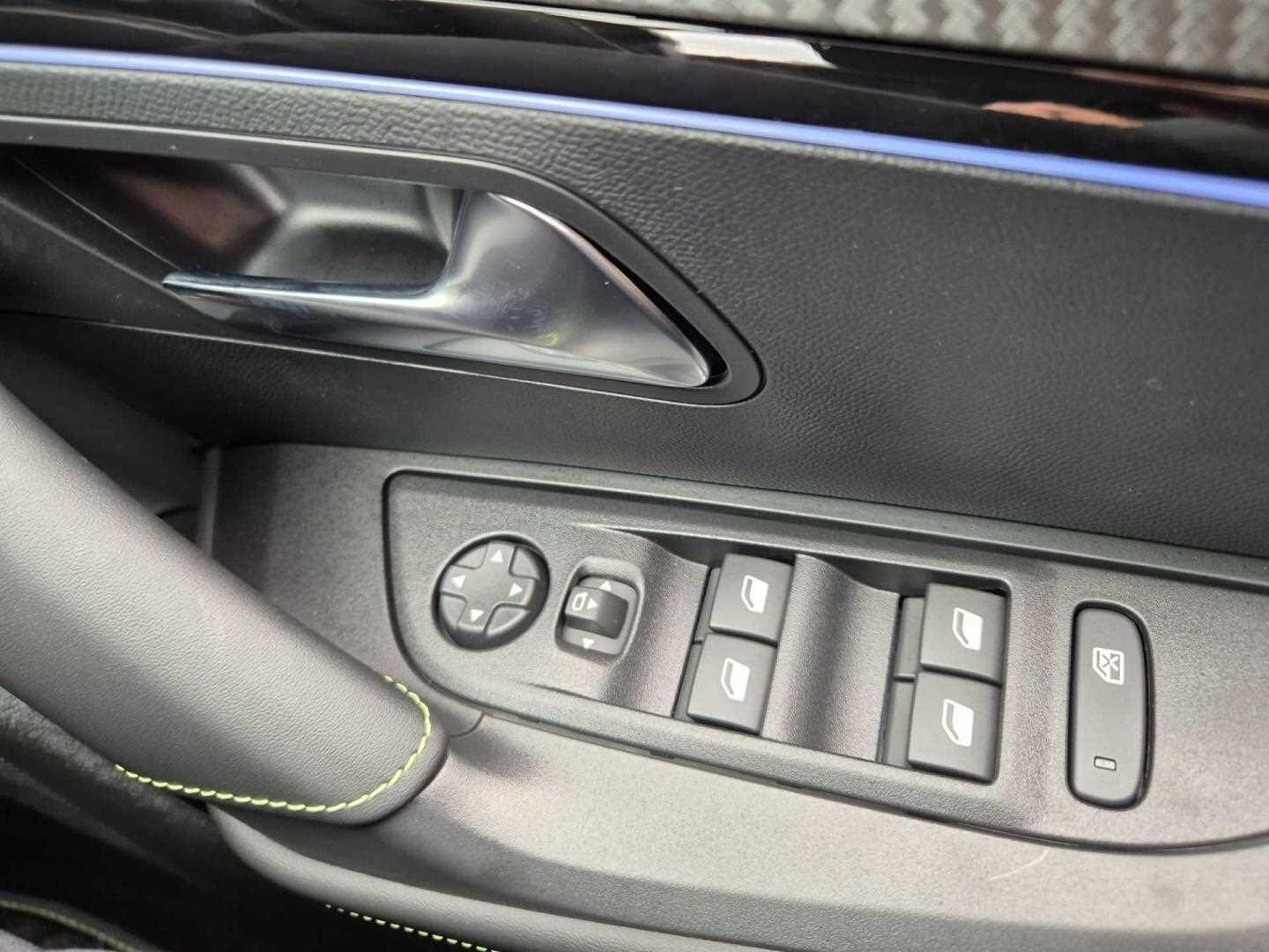 Vehicle 33