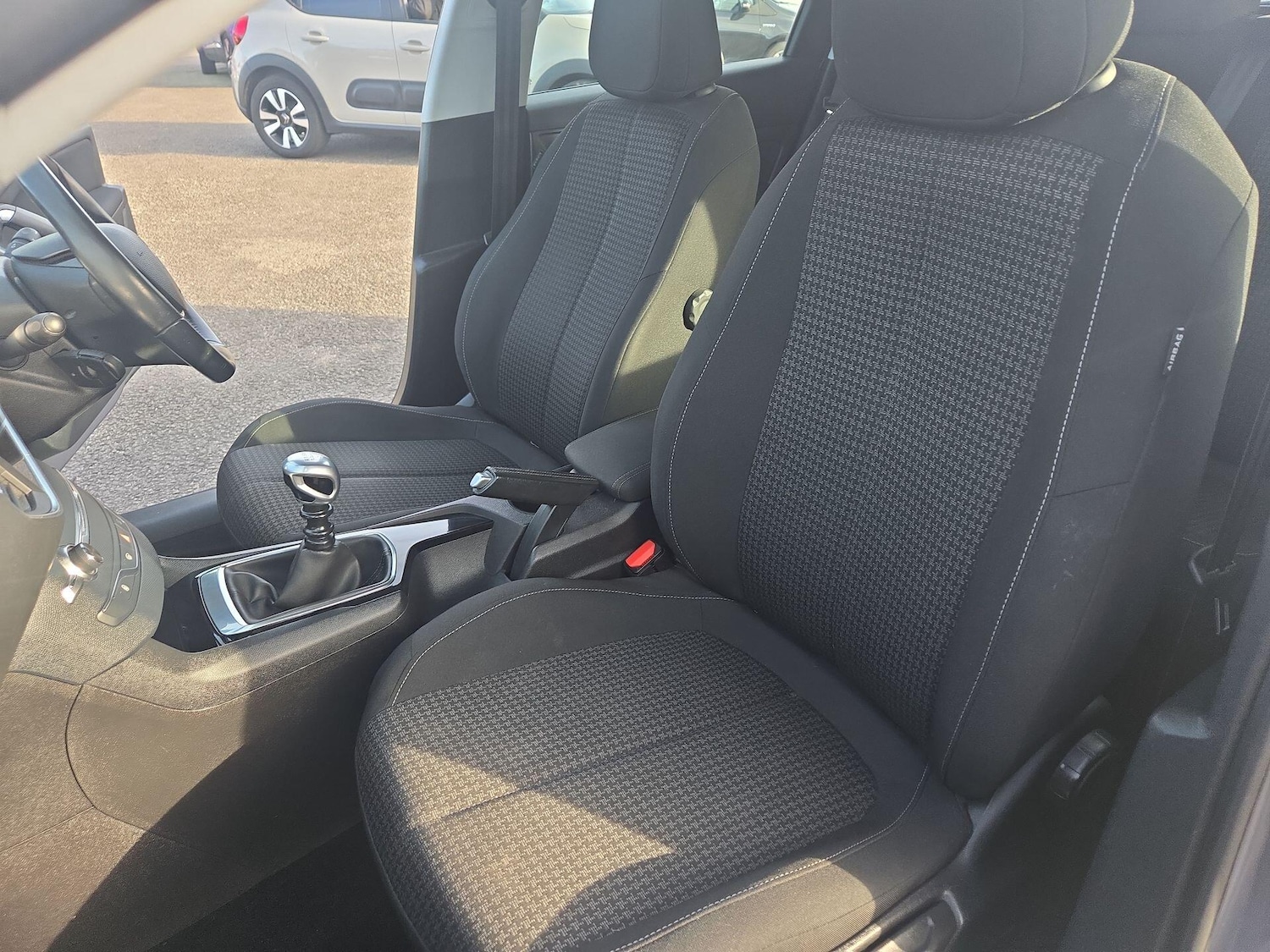 Used Peugeot 308 2018 for sale - 77564866: Photo 12