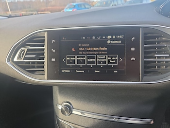 Used Peugeot 308 2018 for sale - 77564866: Photo