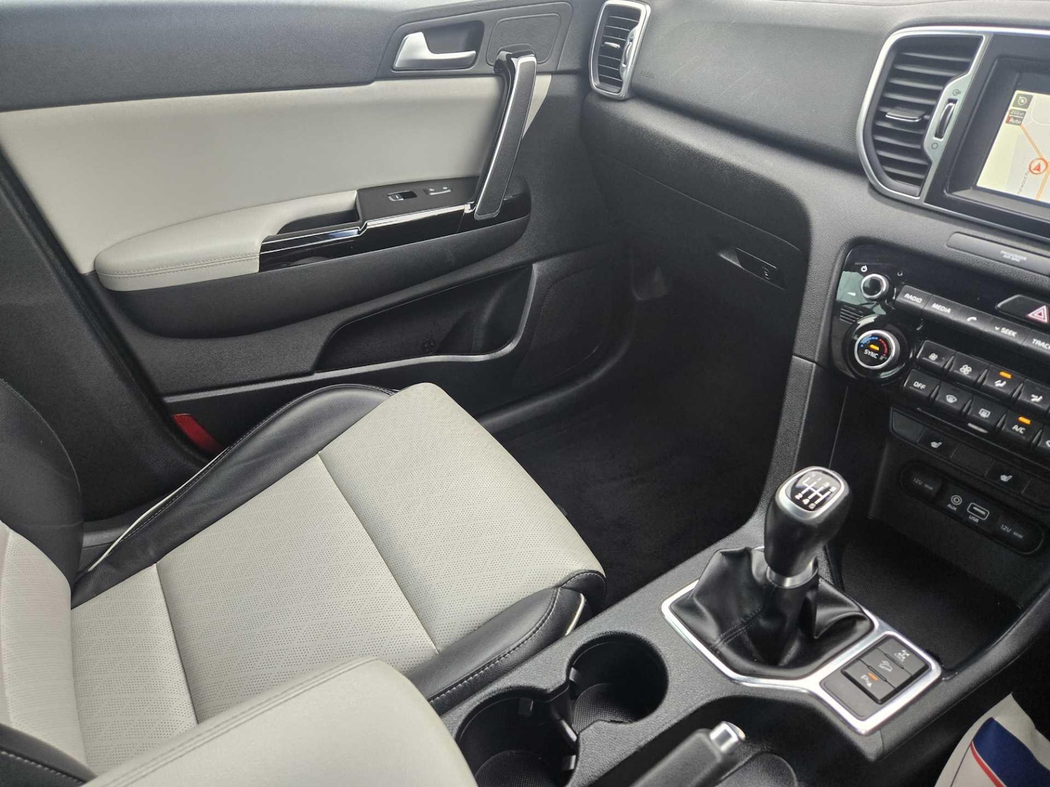 Used Kia Sportage 2017 for sale - 76151759: Photo 28