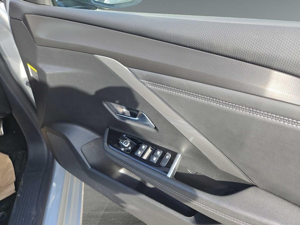 Used Vauxhall Astra 2024 for sale - 74080761: Photo 10