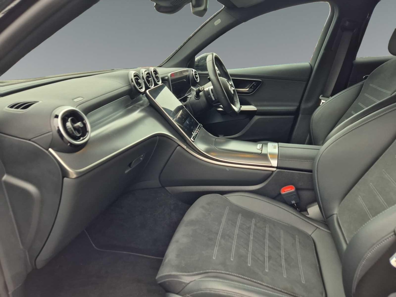 Used Mercedes-Benz GLC 2024 for sale - 76456689: Photo 10