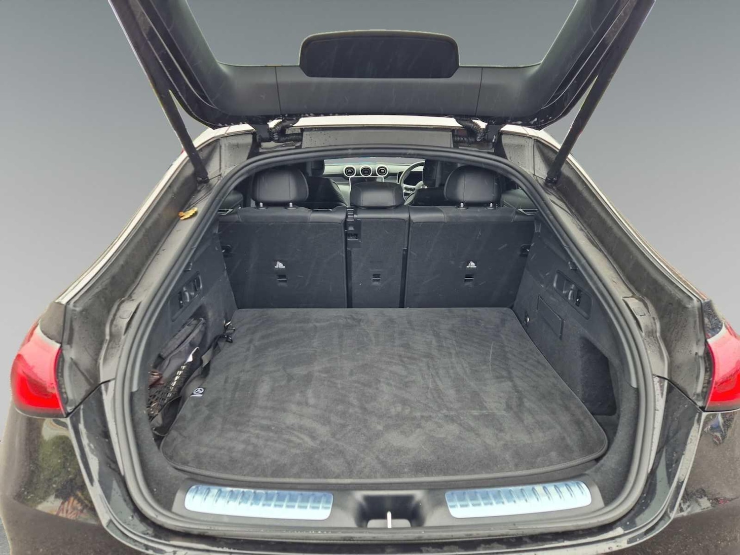 Used Mercedes-Benz GLC 2024 for sale - 76456689: Photo 14