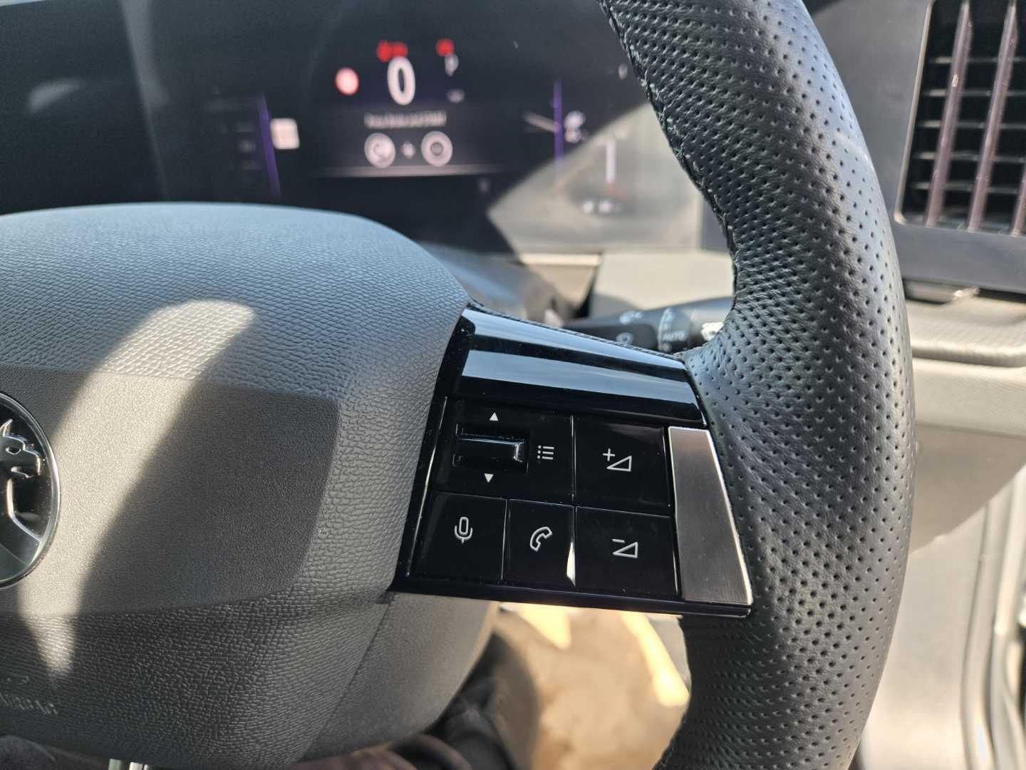 Used Vauxhall Astra 2024 for sale - 76996732: Photo 29