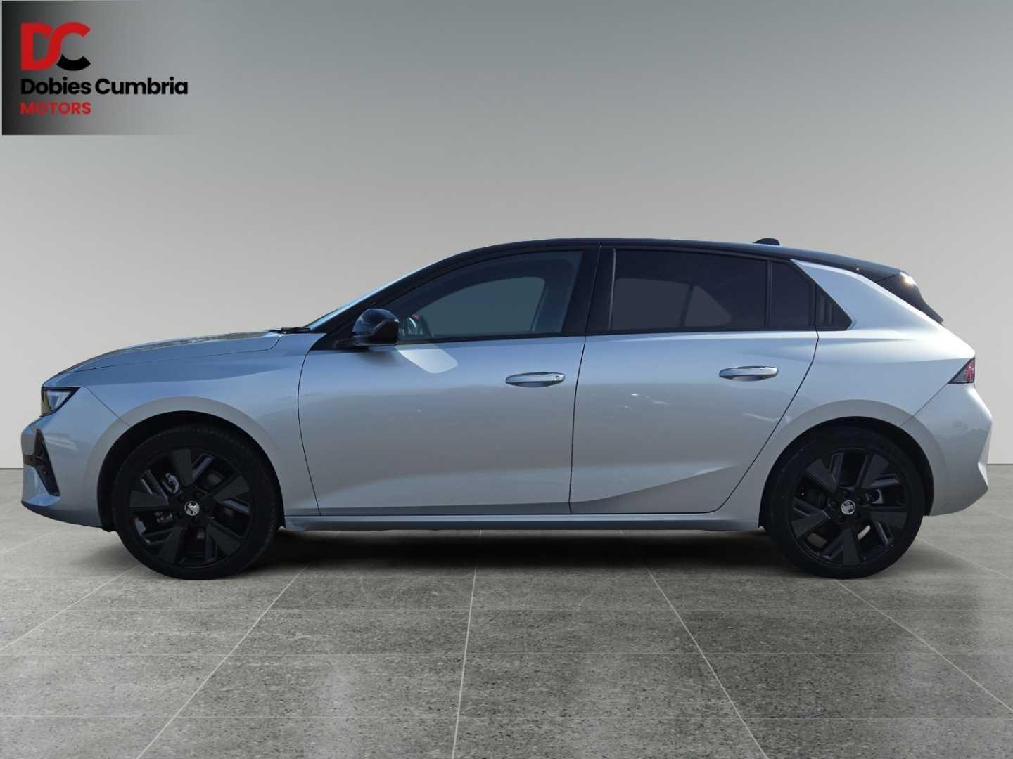 Used Vauxhall Astra 2024 for sale - 76996732: Photo 4