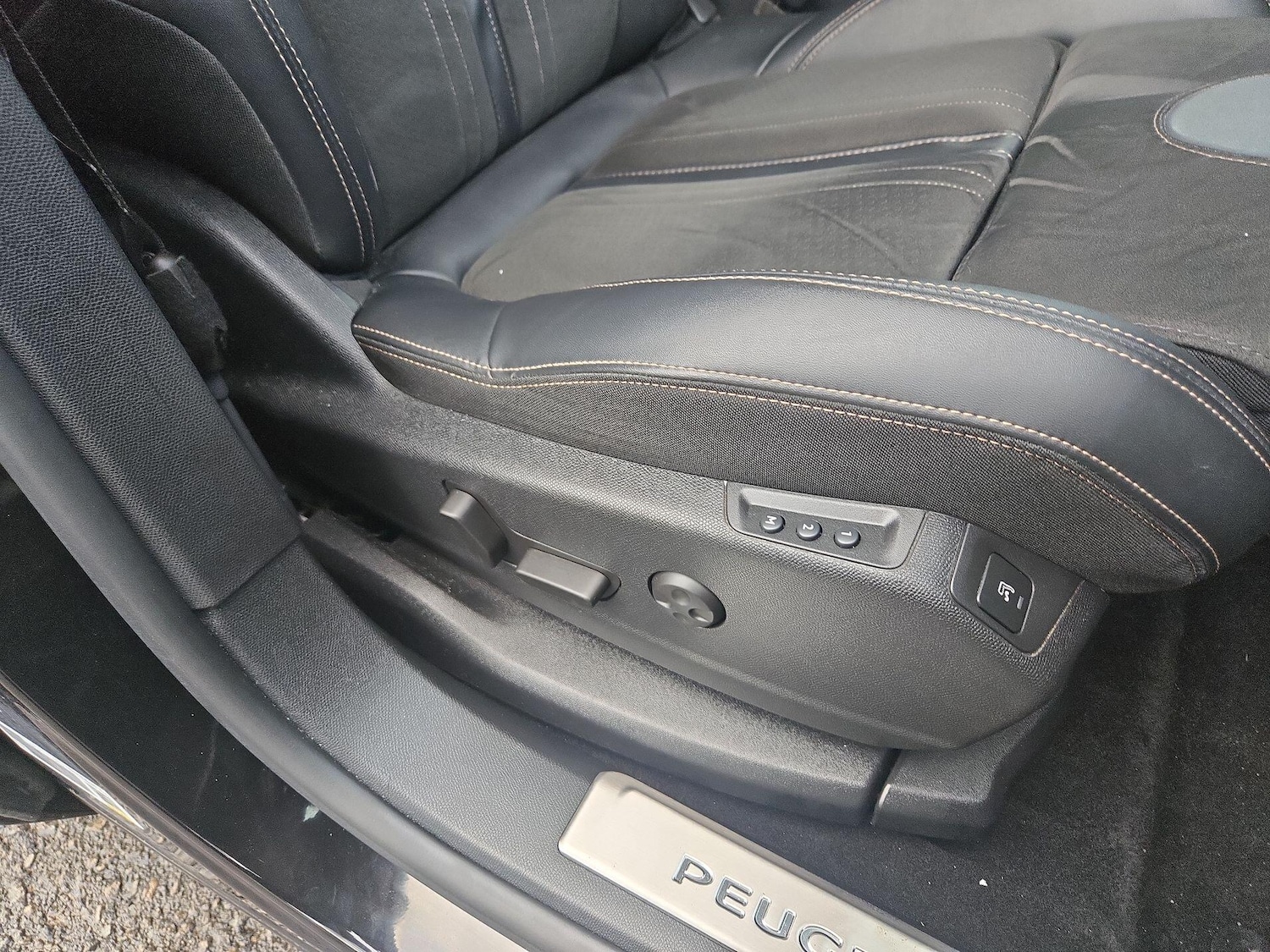 Used Peugeot 3008 2021 for sale - 77469039: Photo 6