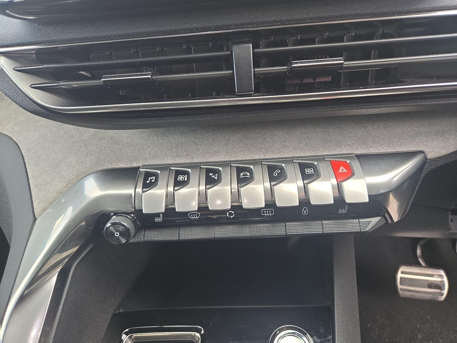 Used Peugeot 3008 2021 for sale - 77469039: Photo 8