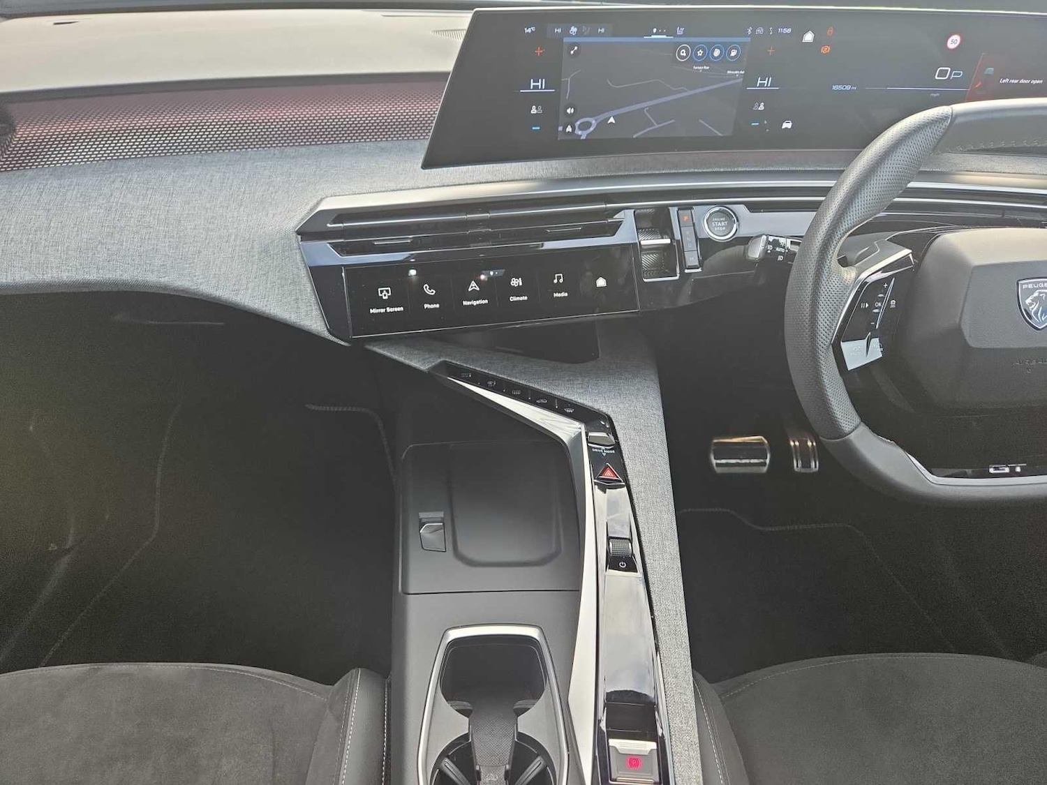 Used Peugeot 3008 2024 for sale - 76997632: Photo 12