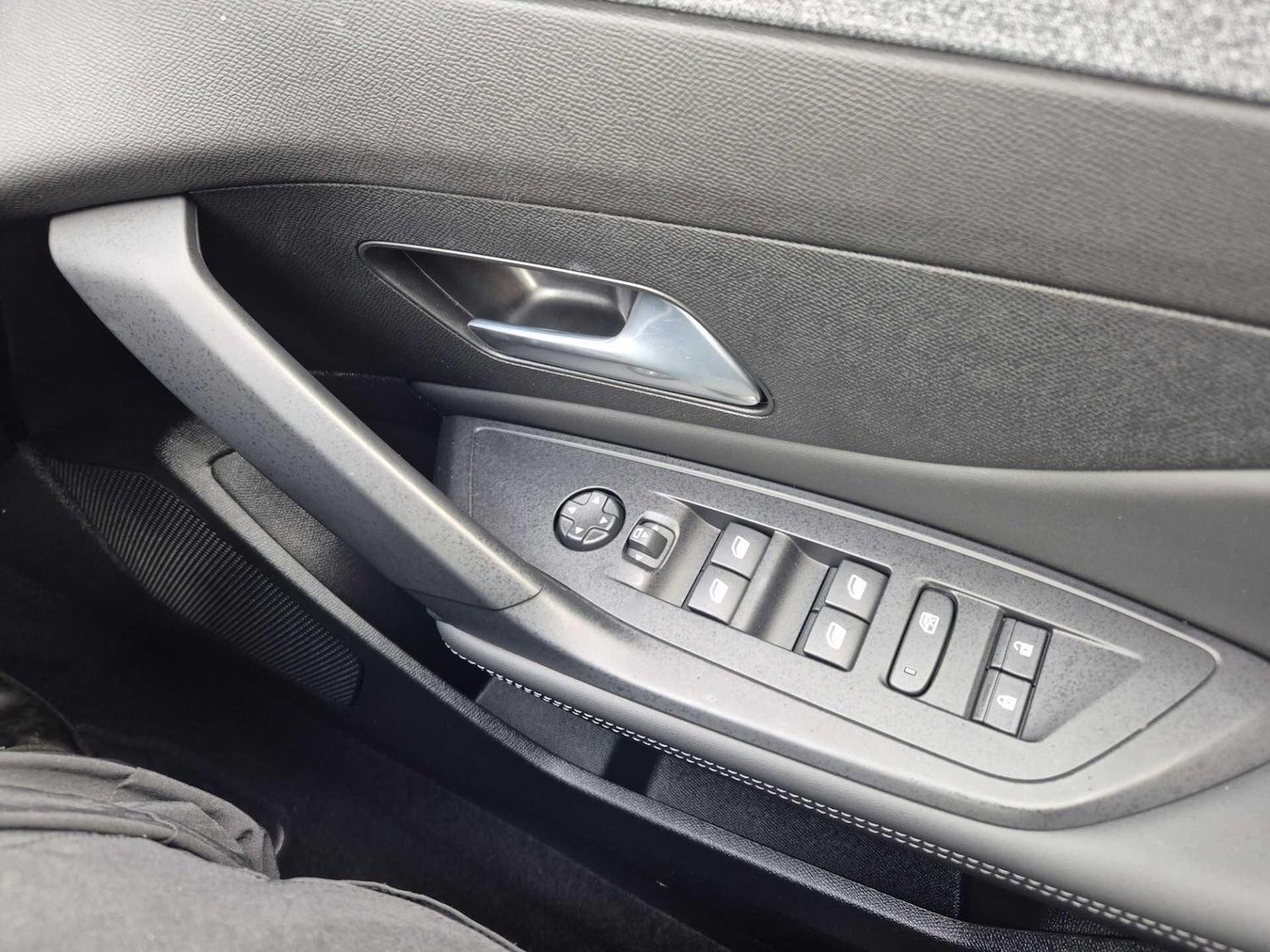 Used Peugeot 308 2025 for sale - 77254640: Photo 34