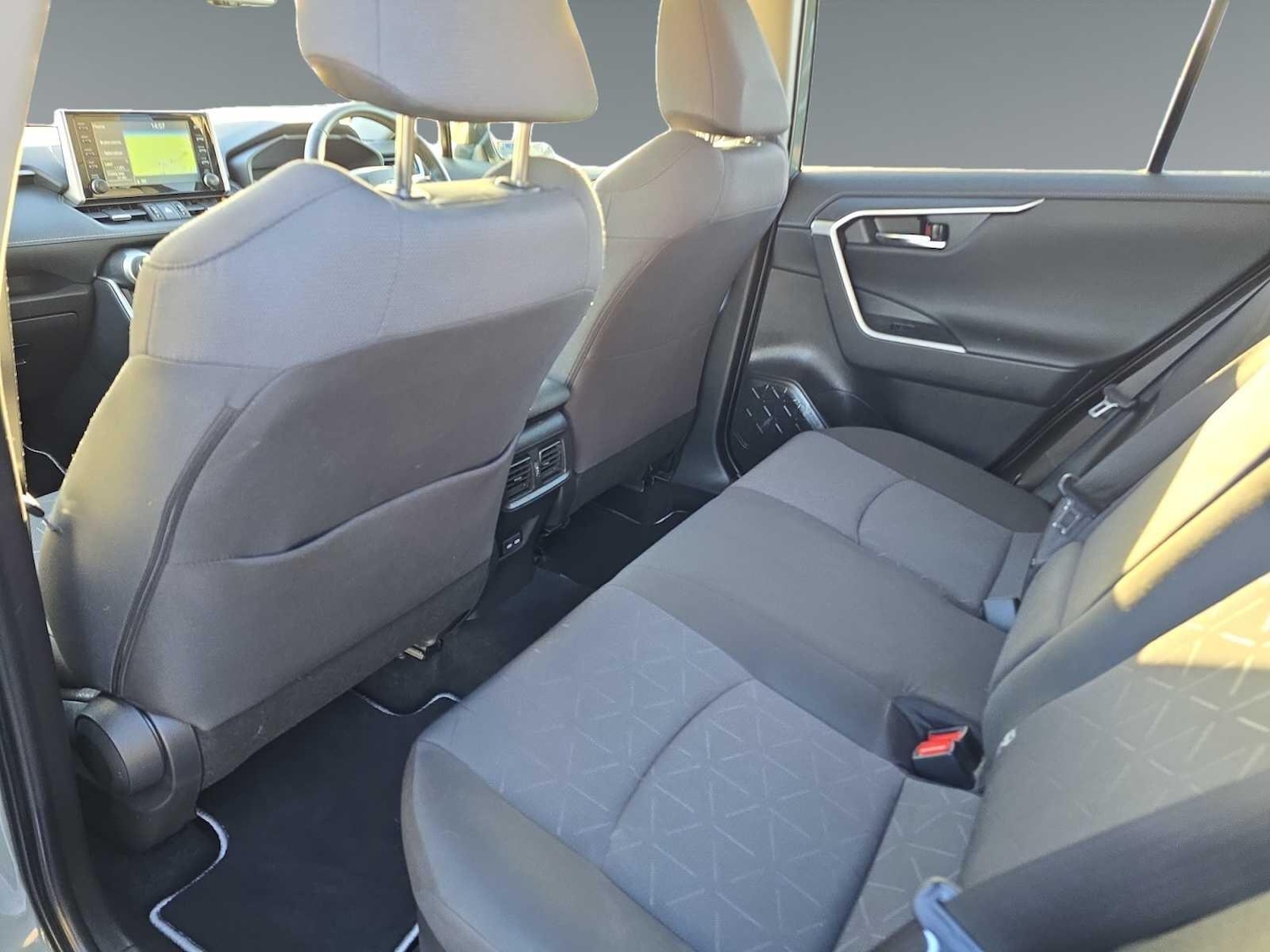 Used Toyota RAV4 for sale - 76997359: Photo 14