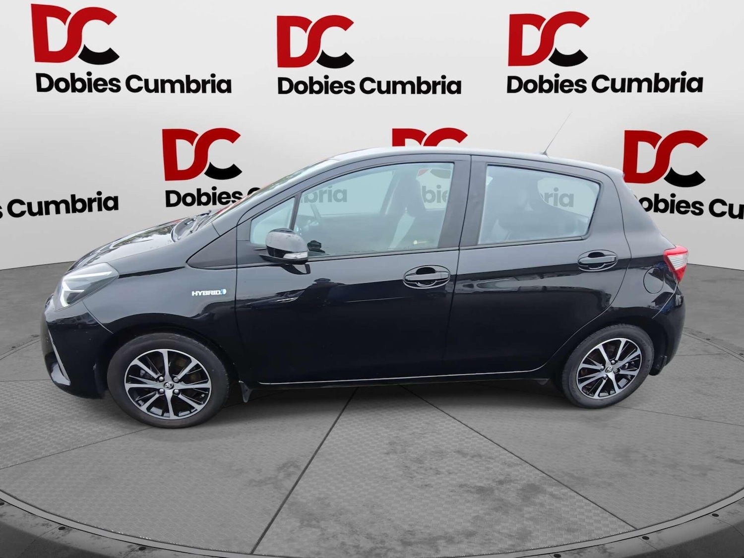Used Toyota Yaris 2018 for sale - 77091203: Photo 22