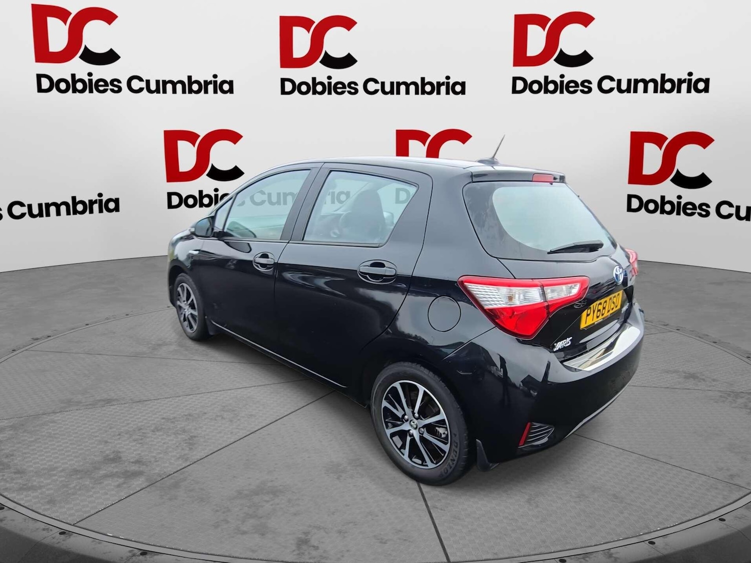 Used Toyota Yaris 2018 for sale - 77091203: Photo 26