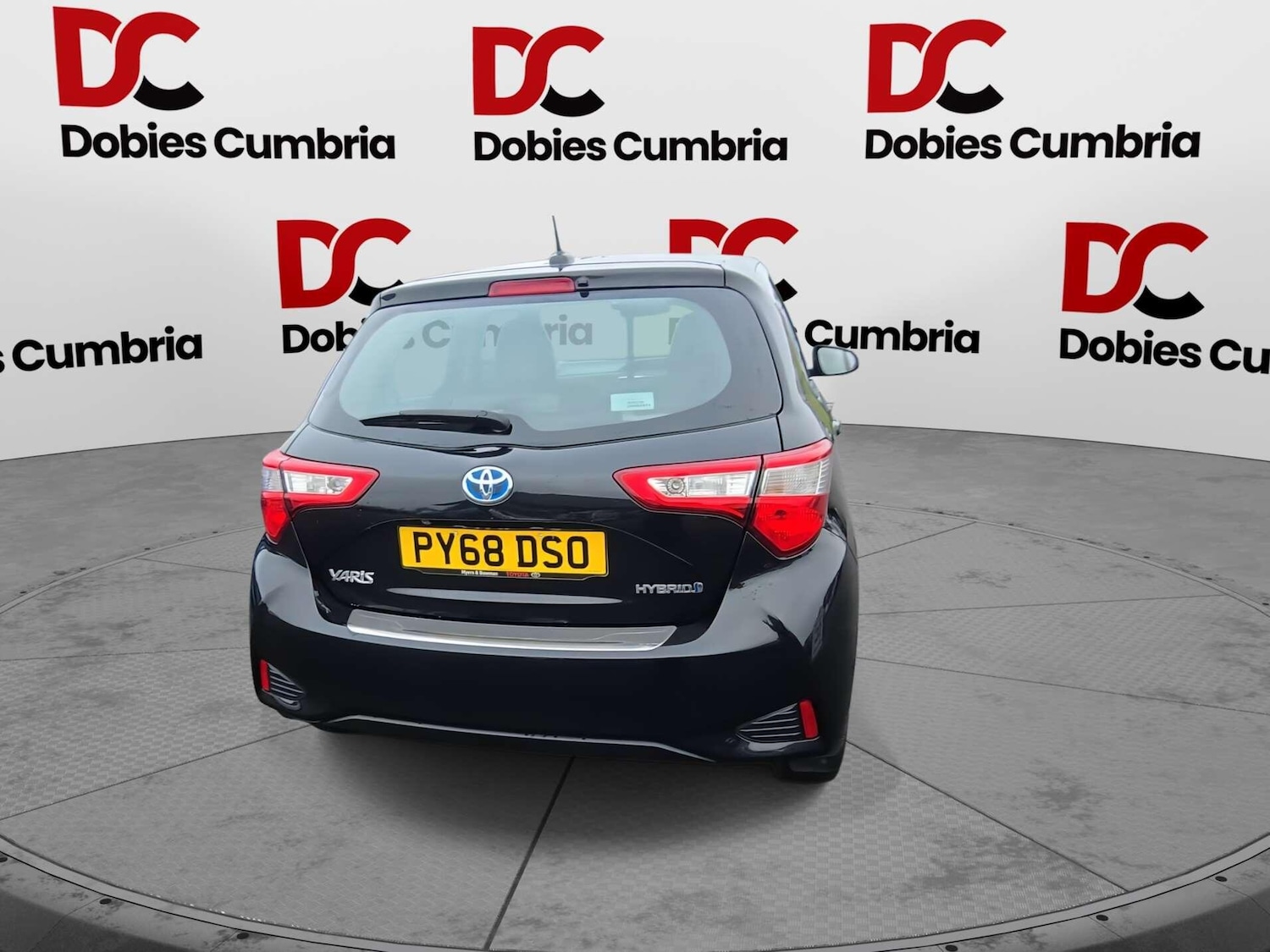 Used Toyota Yaris 2018 for sale - 77091203: Photo 30