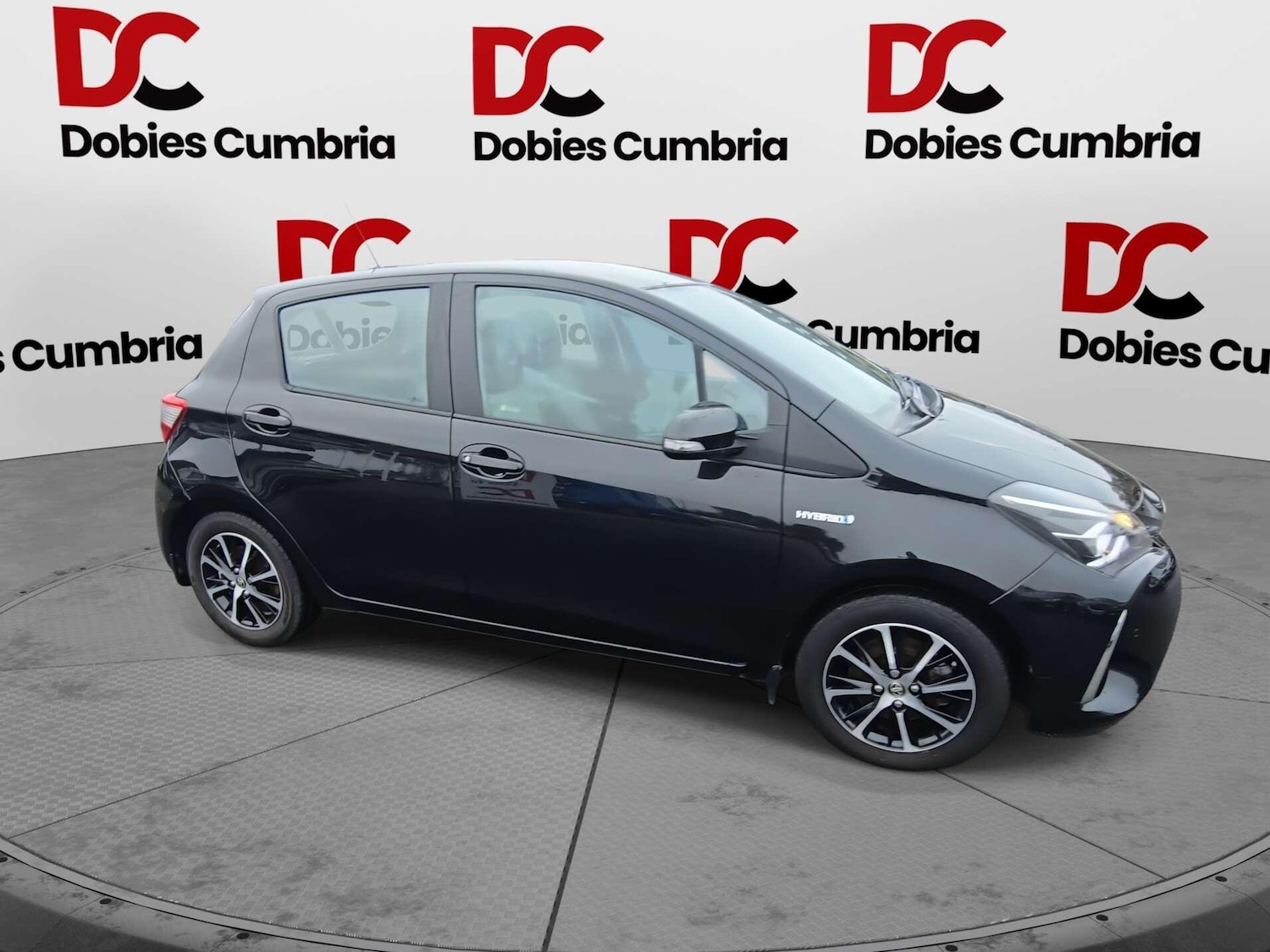 Used Toyota Yaris 2018 for sale - 77091203: Photo 37