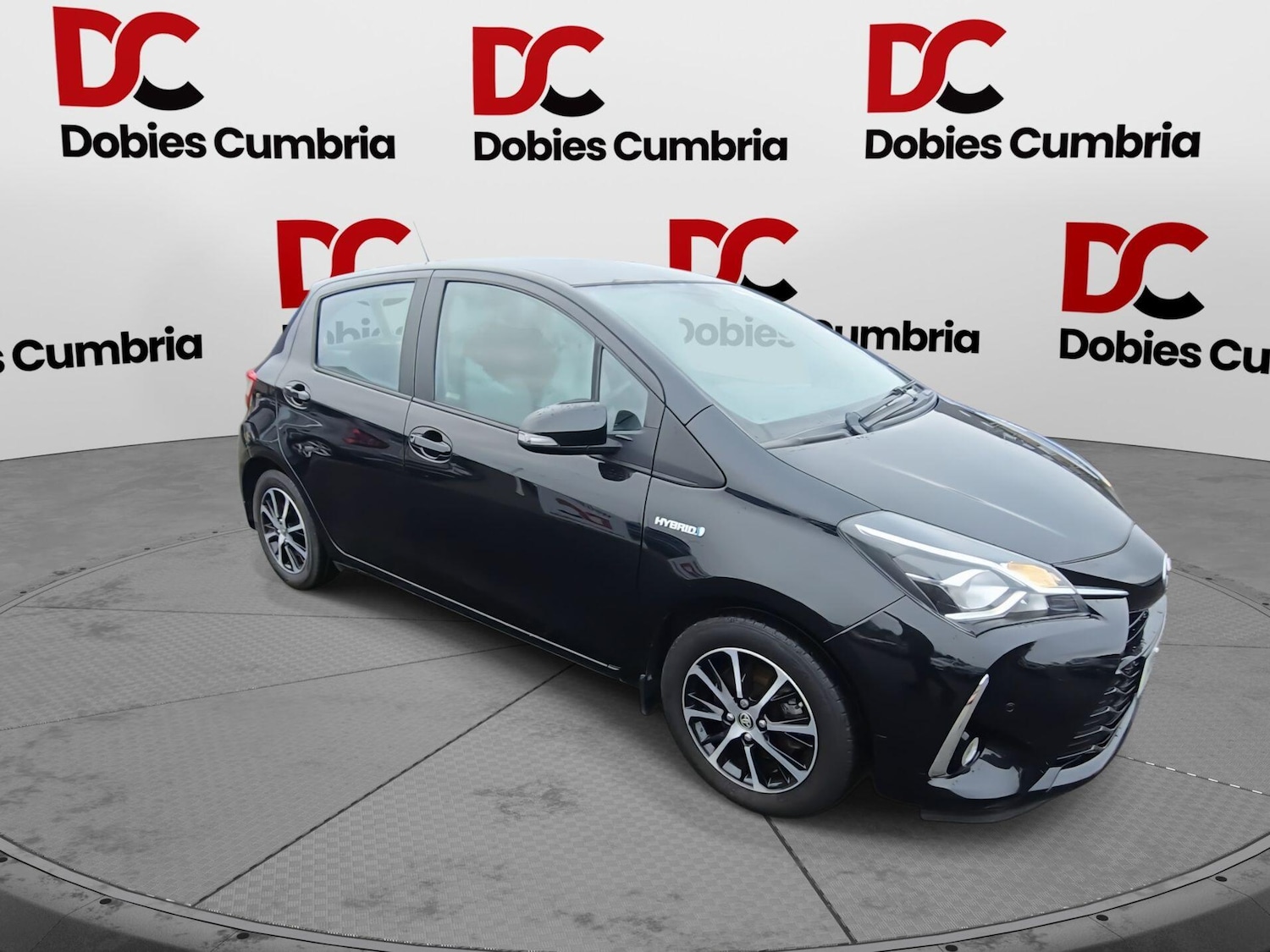 Used Toyota Yaris 2018 for sale - 77091203: Photo 45