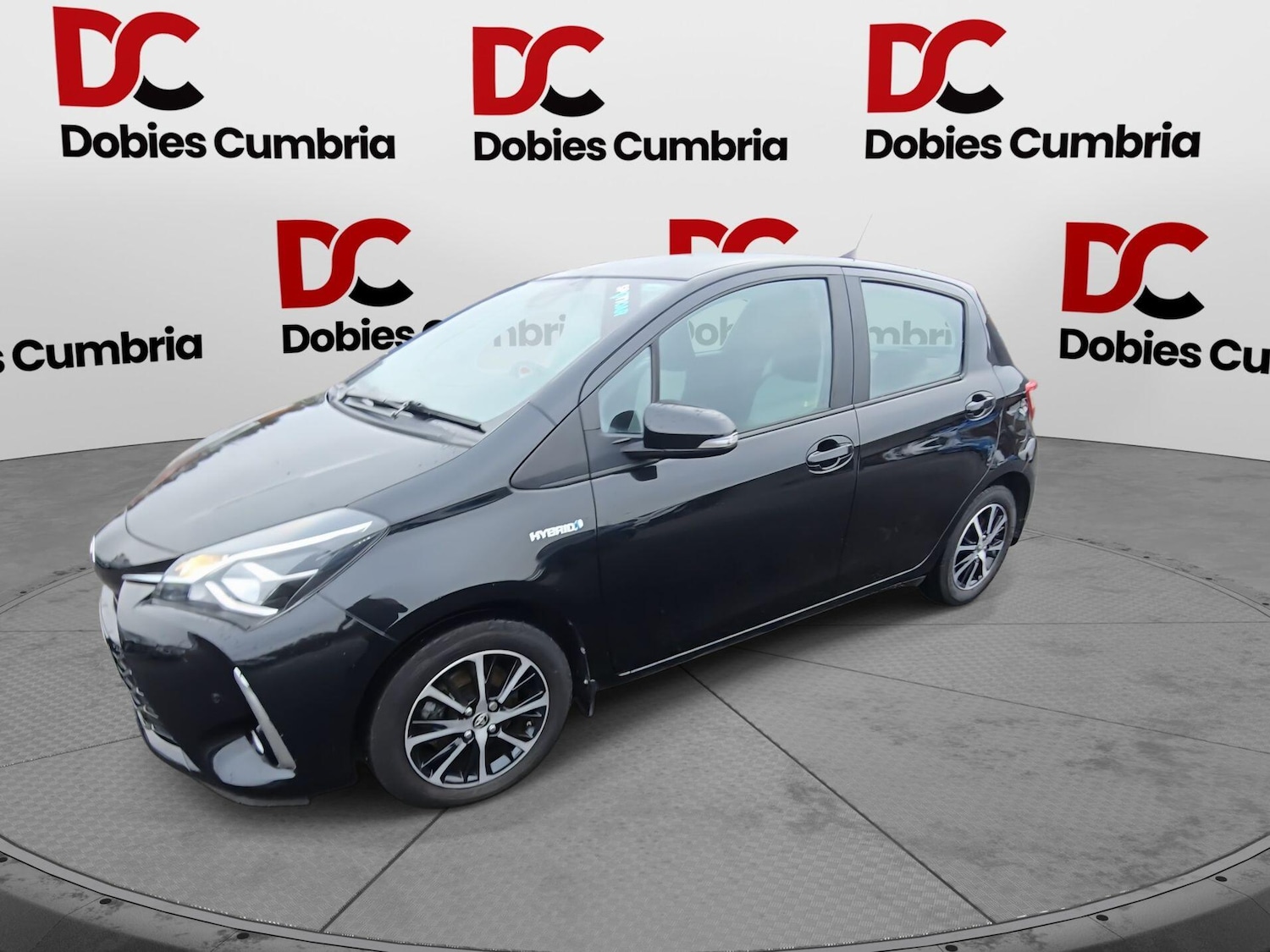 Used Toyota Yaris 2018 for sale - 77091203: Photo 49